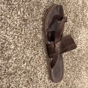 Toms sandal